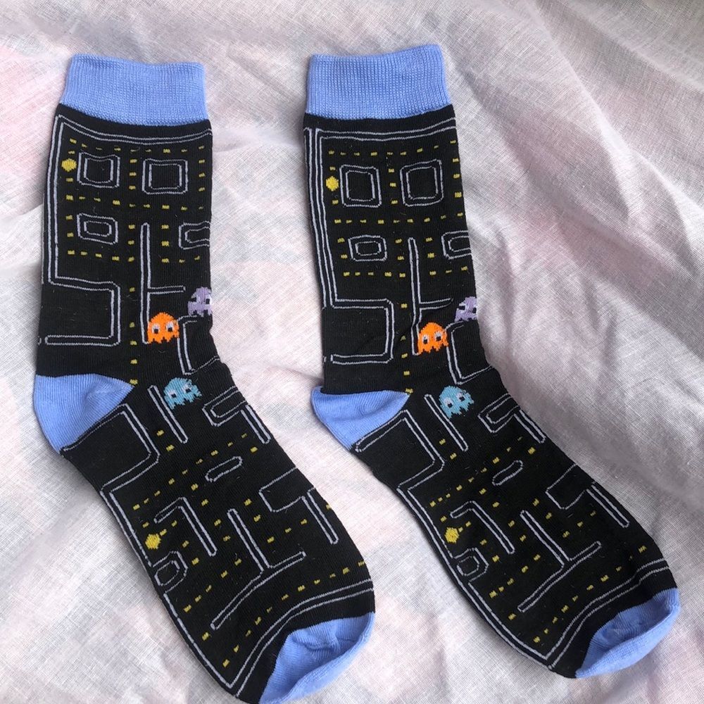 NWOT Pac-Man Novelty Fun Video Game Arcade Gamer Socks - Size 7-10 - Unisex